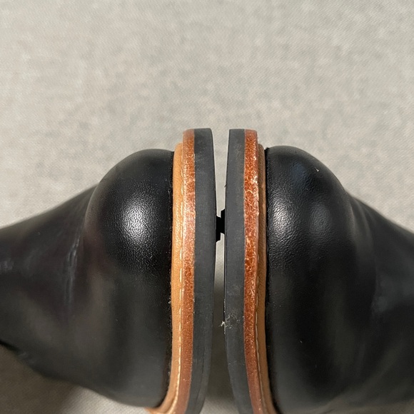 NISOLO Carmen Water Resistant Chelsea Boot - Picture 9 of 11